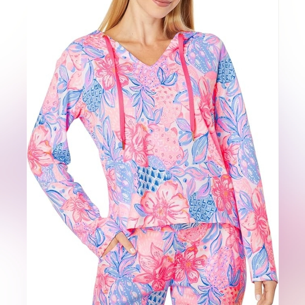 Lilly Pulitzer Kaiwah Hoodie Pink Isle Snappy Turtle Floral Print Size Small